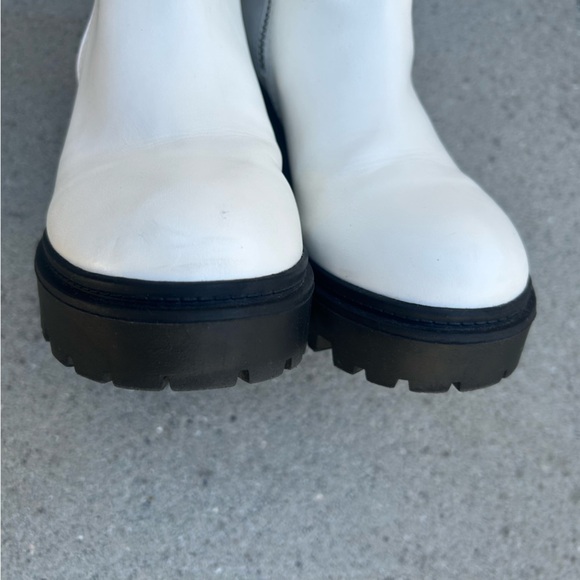 UO White Ankle Zip Boot - Picture 4 of 10
